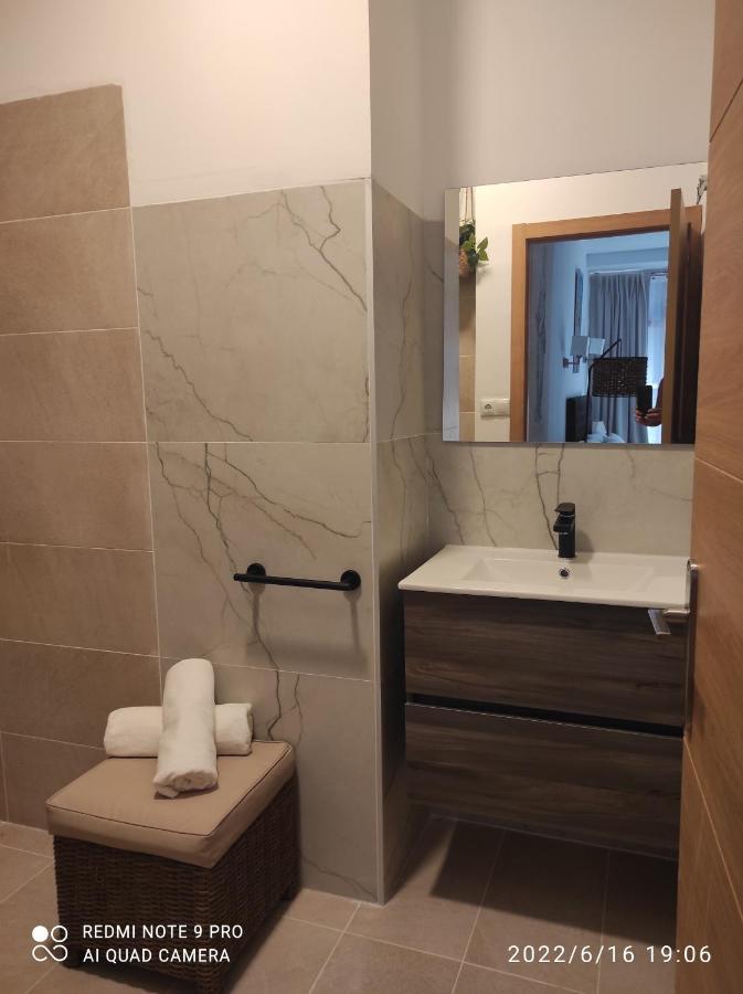 Suites 5* Lahcene Alicante Bagian luar foto
